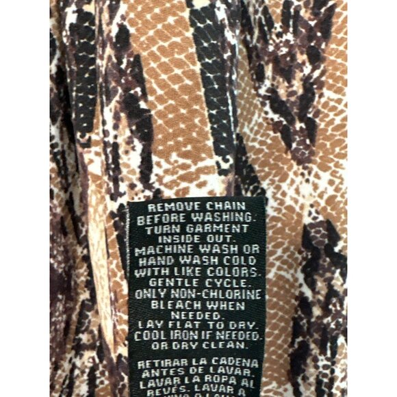 Zac & Rachel Ladies V Neck Blouse With Necklace Embellishment Size 1X Plus Size - Picture 7 of 7